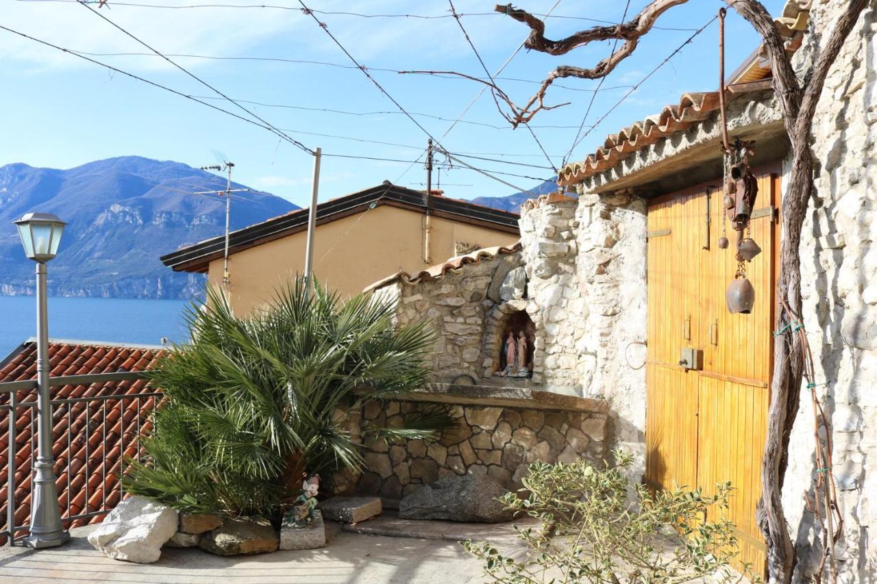 Le Due Terrazze Villa Brenzone sul Garda Luaran gambar